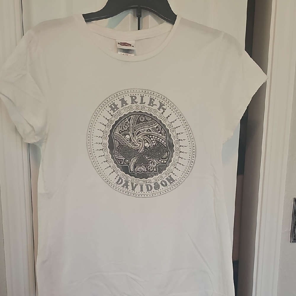 Harley-Davidson White Shirt with Black and Red Logo
